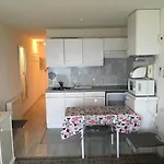 Prachtige Studio Met Frontaal Zeezicht En Terras 4 Pers.