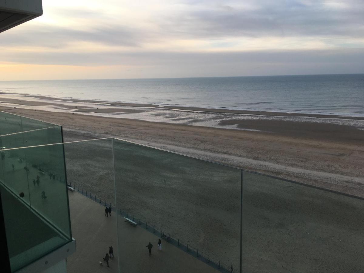 Prachtige Met Frontaal Zeezicht En Terras 4 Pers. Apartment